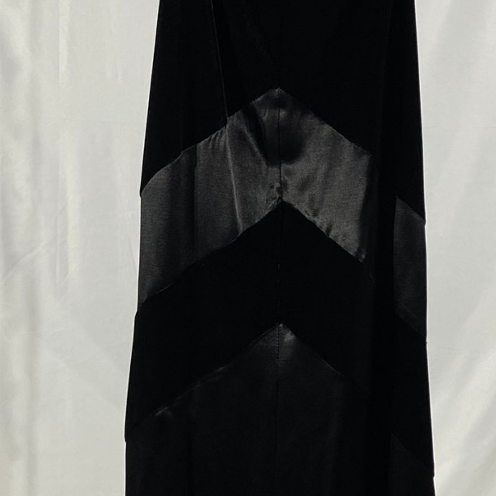 PM - Dress - Picture 7 of 9